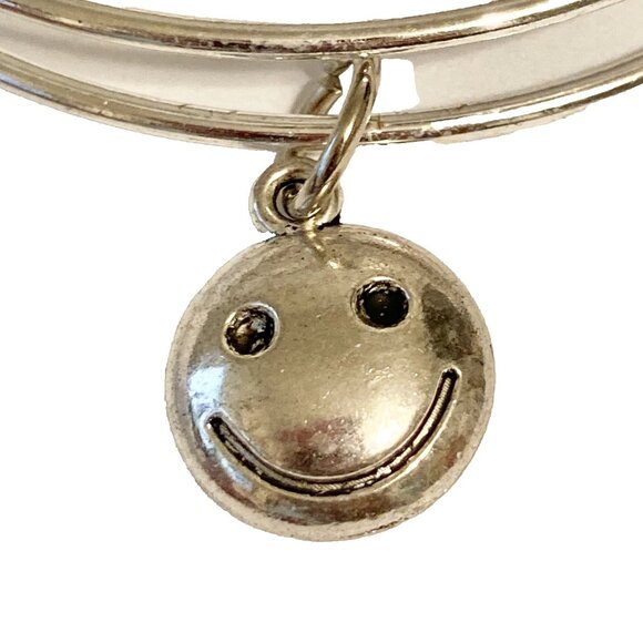Smiley Face Wire Charm Bracelet Slider Adjustable Stretch Silver Tone Happy - Picture 2 of 12